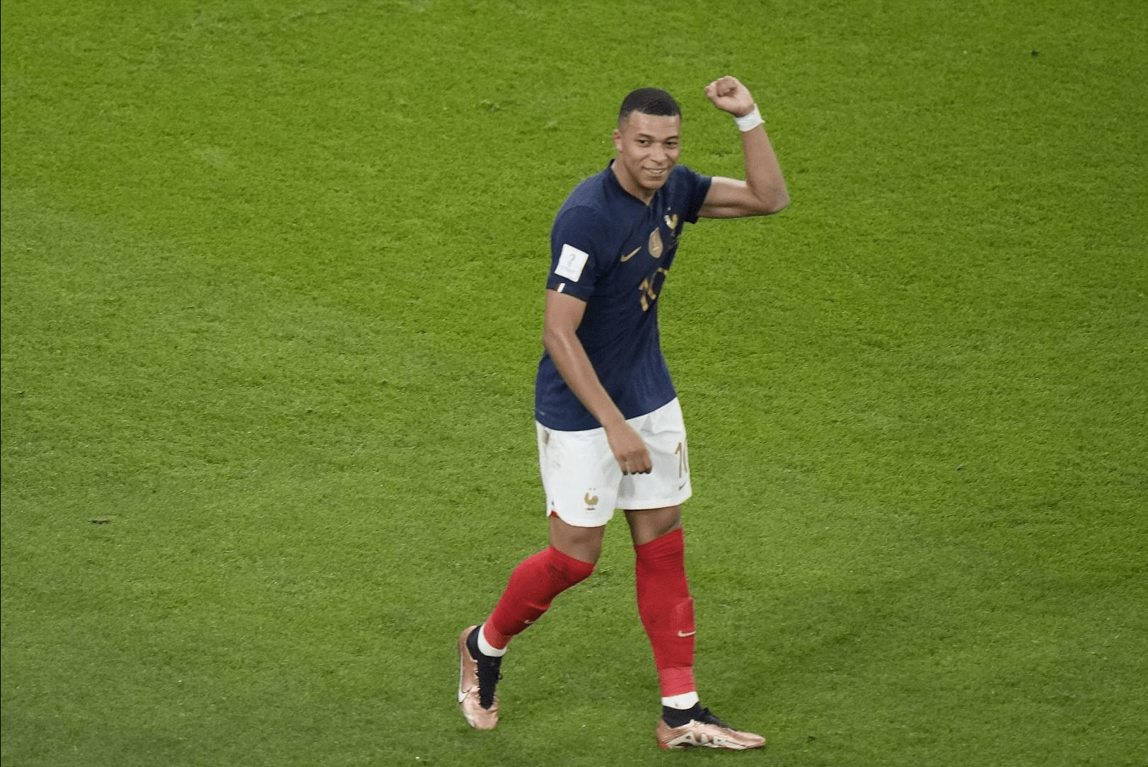 九游体育-包含阿扎伦卡新星夺冠表现突出，篮网前途光明！引发球迷热议的词条