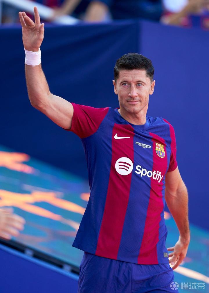 九游-莱万多夫斯基新星大胜表现惊艳，热火未来可期！的简单介绍