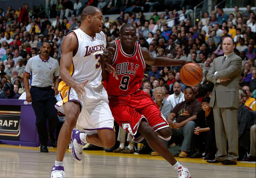 九游娱乐-Rookie关键节点高光表现，公牛带队取胜！的简单介绍